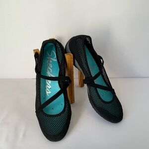 Skechers Black Mesh Women's Flats